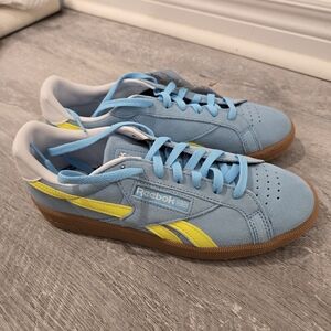 Reebok Womens Suede Sneakers in Blue and Yellow